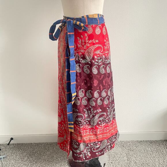 Paisley Satin Wrap Skirt Women Red Maxi Boho Tie Cover Up Metallic Resort - Picture 1 of 10